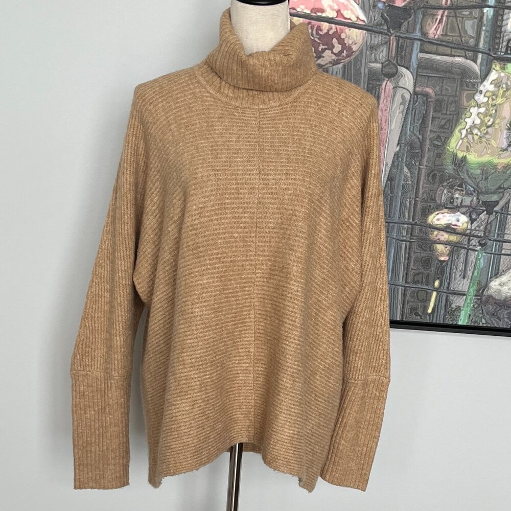 CeCe Camel Ribbed Tunic Sweater M